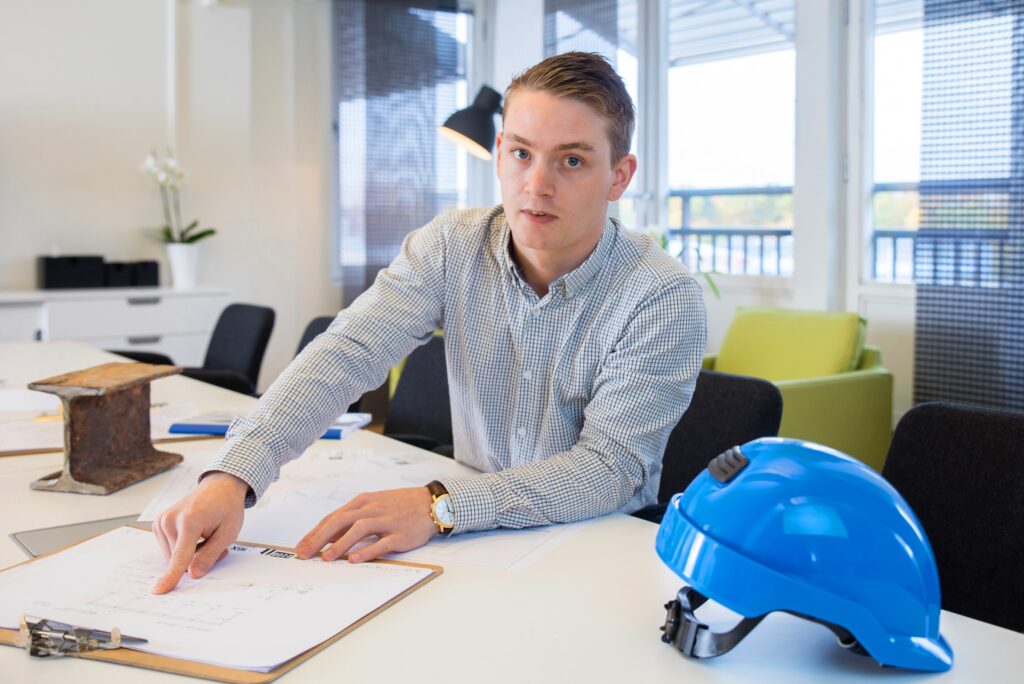 Den tre terminer långa YH-utbildningen till betongingenjör på Företagsekonomiska Institutet, FEI, står högt i kurs på arbetsmarknaden.