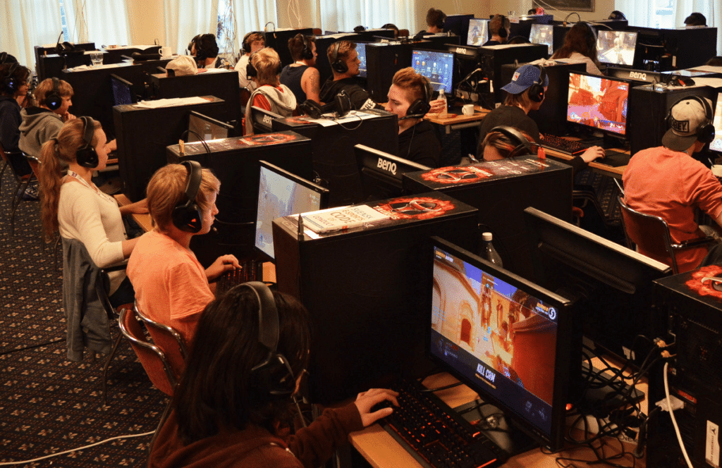 Inet och Sverok åker vidare till Örebro för att hålla det femte Respect All, Compete-lägret, Sveriges mest välkomnande e-sportläger.