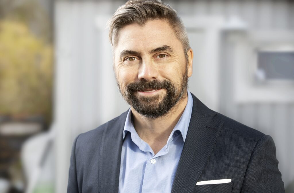 Traffic jams and overcrowded buses – Intelligent Transport Systems are a key factor in making cities attractive and companies thrive.