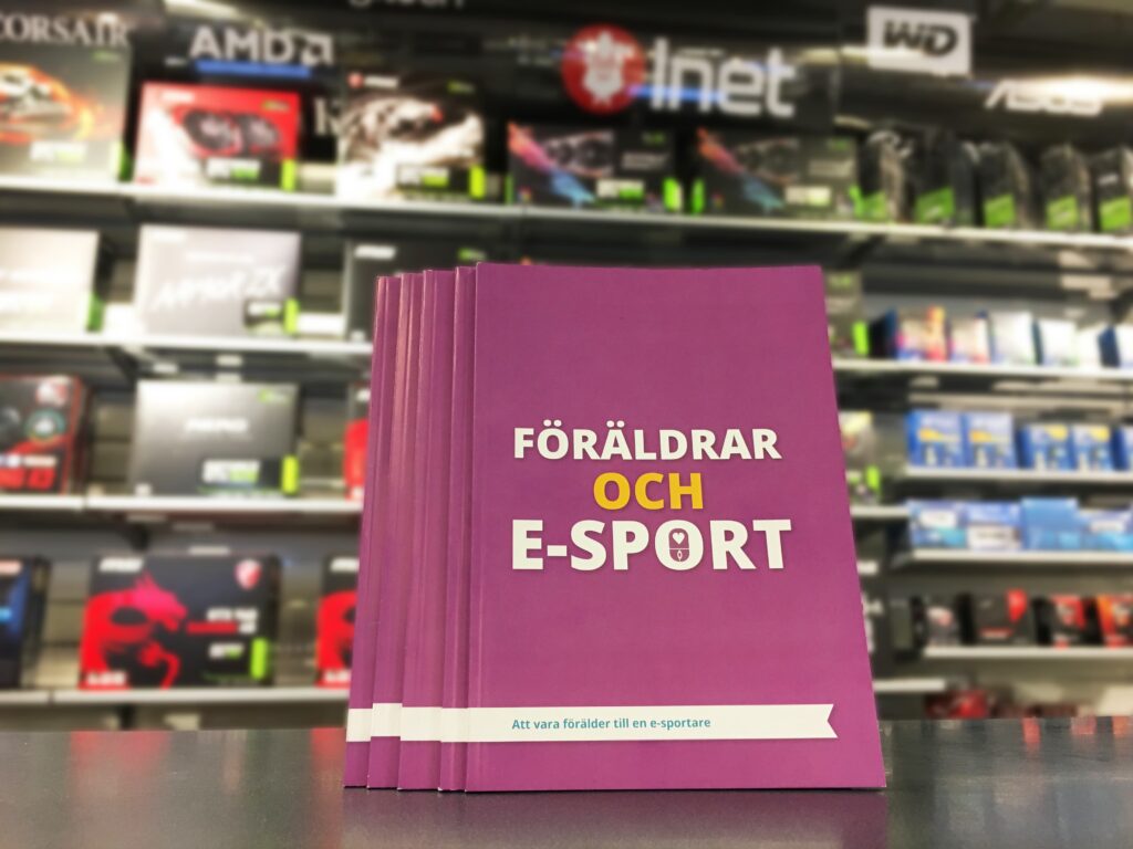 Boken Föräldrar och e-sport lanseras 18 augusti 2016 för att skapa ökad dialog mellan föräldrar och unga och främja en positiv spelkultur.