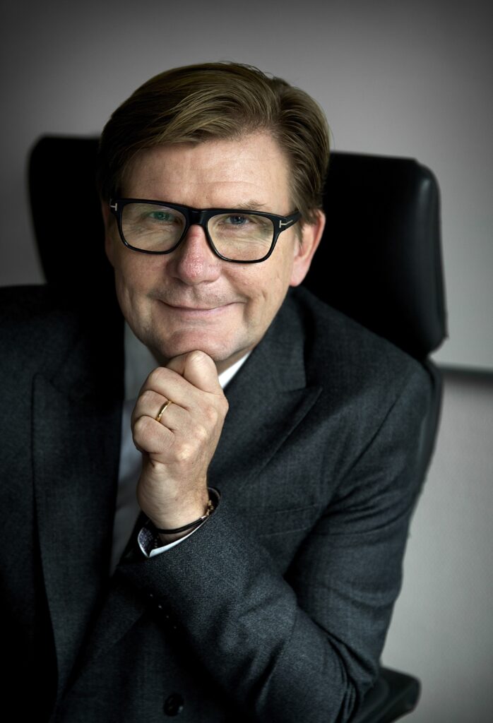 InterEast ökar nu trafiken till och från Makedonien med avgångar varje vecka. Landets historia, infrastruktur och långa erfarenhet av textilindustri tillsammans med ett gynnsamt geografiskt läge gör Makedonien till en attraktiv producent för mode- och klädföretag i hela Europa.